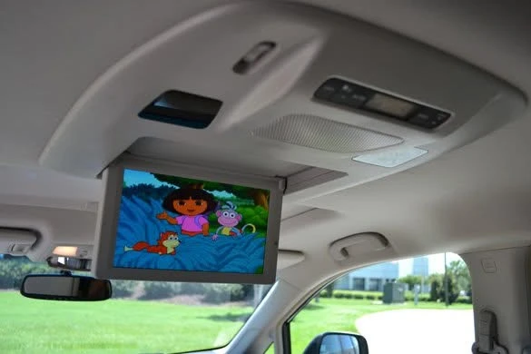 2013 Nissan Quest - Image 9 of 15