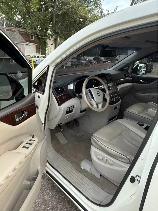 2013 Nissan Quest - Image 4 of 6