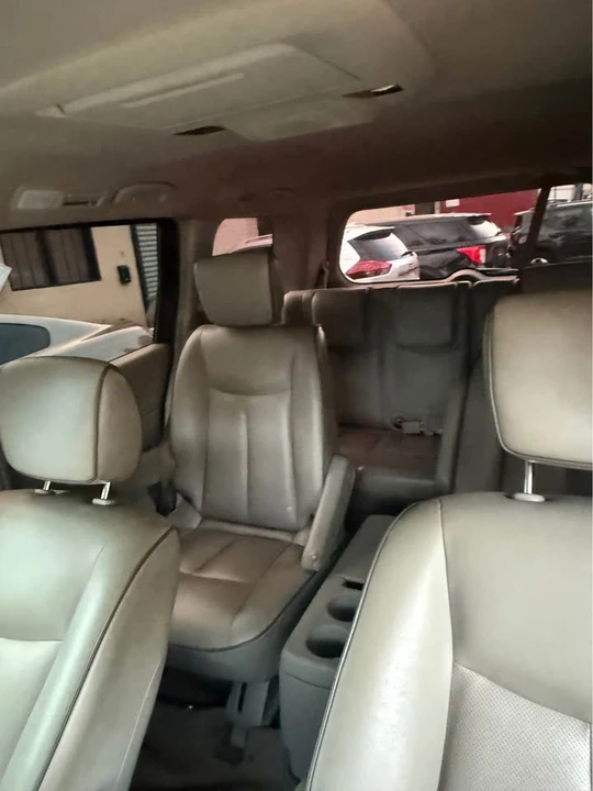 2013 Nissan Quest - Image 6 of 6