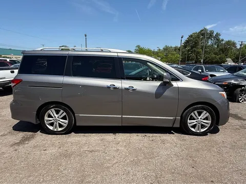 2013 Nissan Quest SL Minivan 4D
