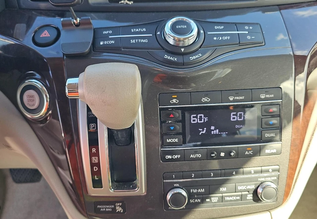 2013 Nissan Quest - Image 12 of 12