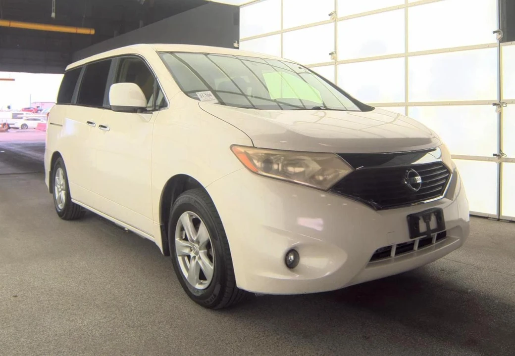2013 Nissan Quest - Image 4 of 12