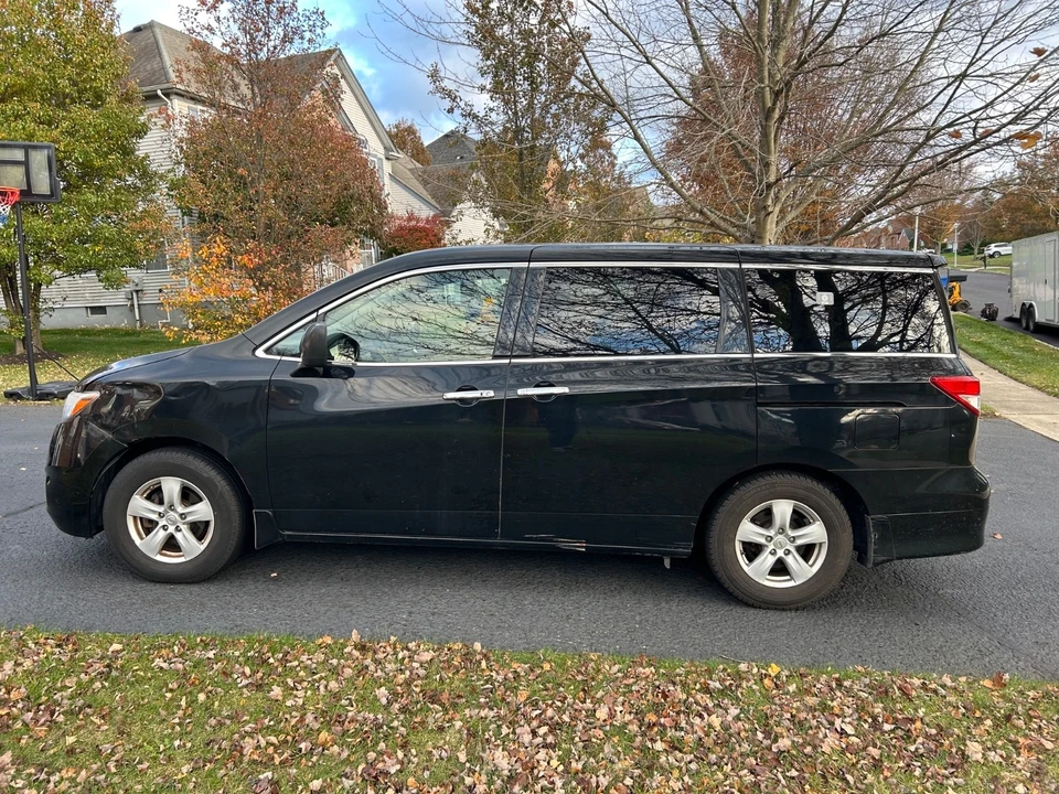 2013 Nissan Quest - Image 3 of 14