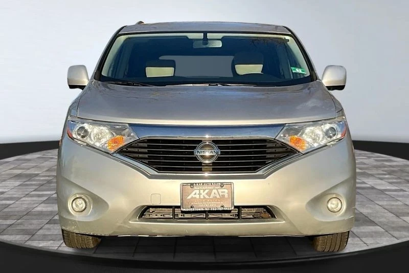 2013 Nissan Quest - Image 2 of 12
