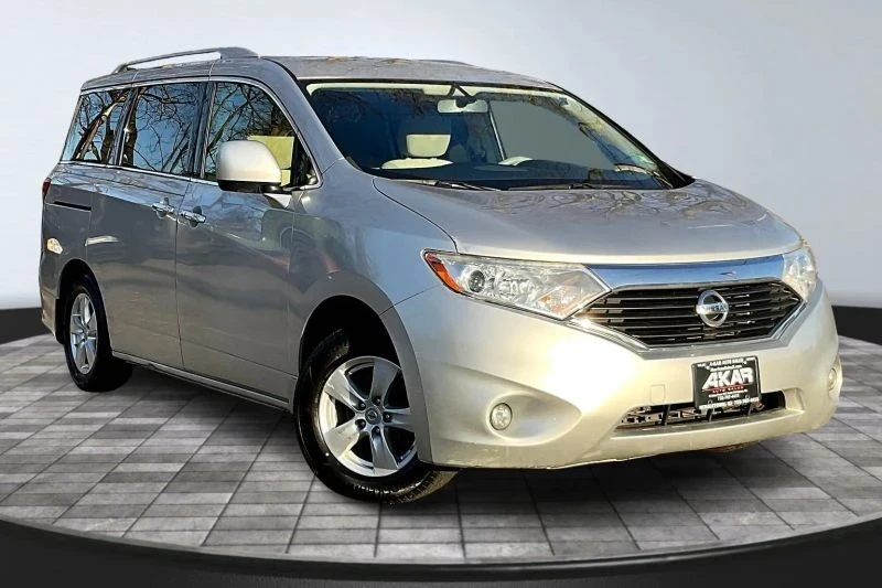 2013 Nissan Quest - Image 3 of 12