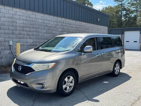 2013 Nissan Quest SV Minivan 4D