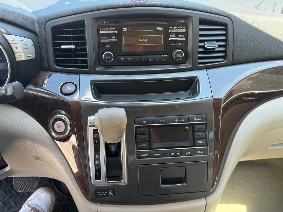 2013 Nissan Quest - Image 8 of 12