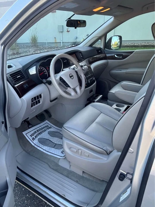 2013 Nissan Quest - Image 18 of 20