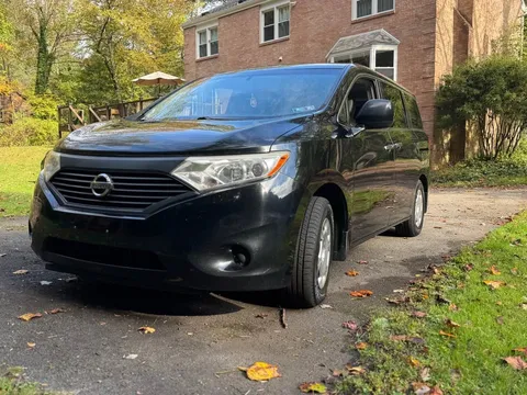2013 Nissan Quest · SV Minivan 4D