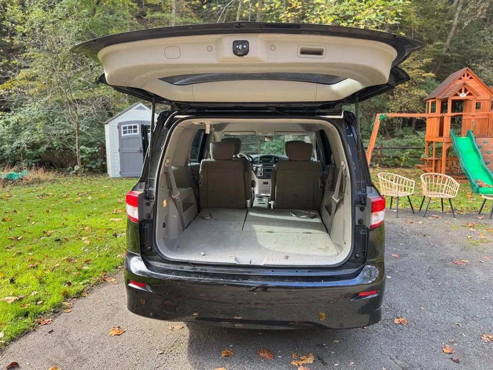 2013 Nissan Quest - Image 7 of 11
