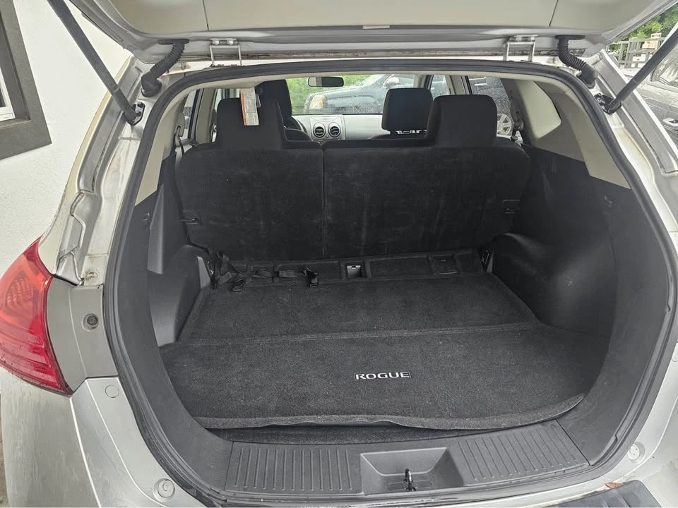 2013 Nissan Rogue - Image 2 of 8