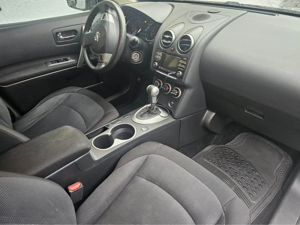 2013 Nissan Rogue - Image 5 of 8
