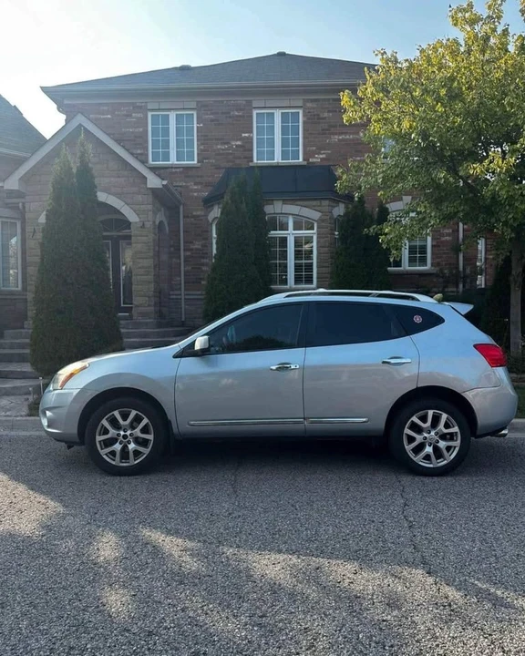 2013 Nissan Rogue - Image 4 of 9