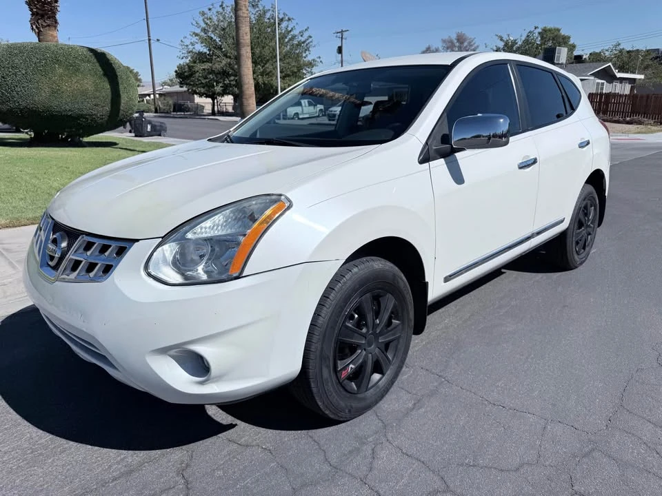2013 Nissan Rogue - Image 3 of 9