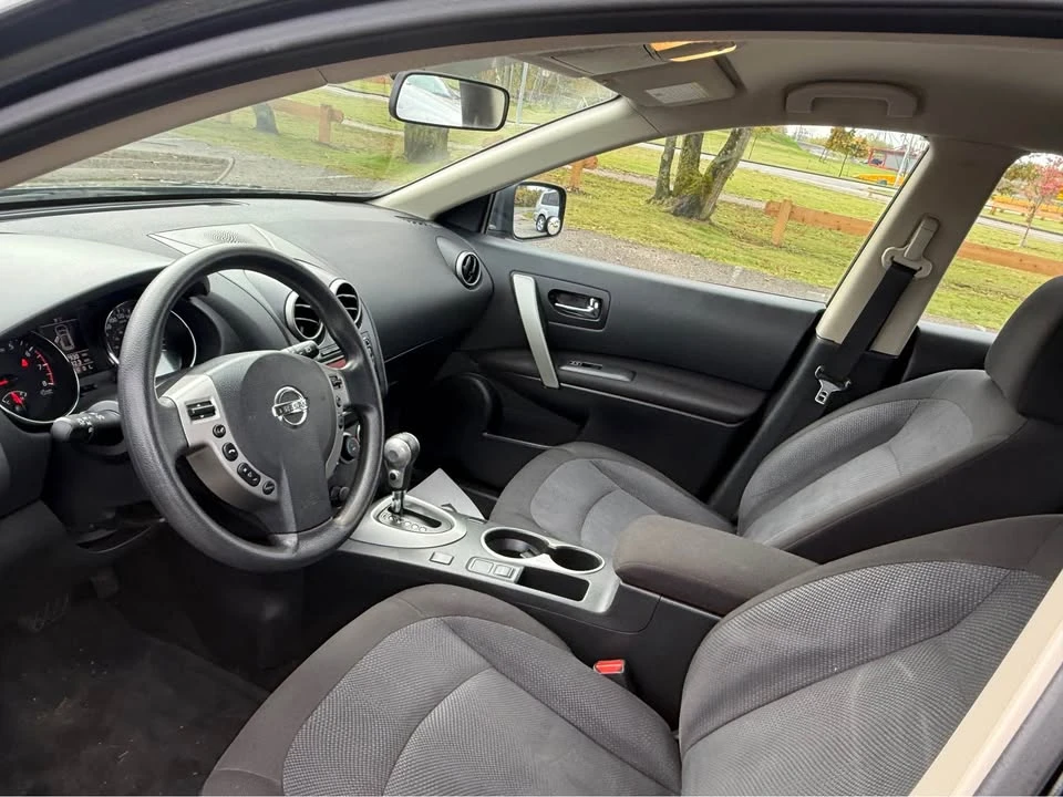 2013 Nissan Rogue - Image 5 of 9