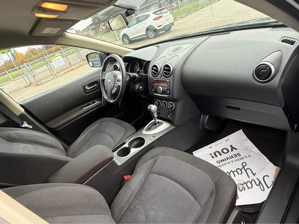 2013 Nissan Rogue - Image 8 of 9