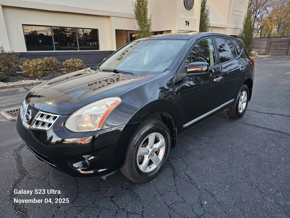 2013 Nissan Rogue - Image 10 of 12