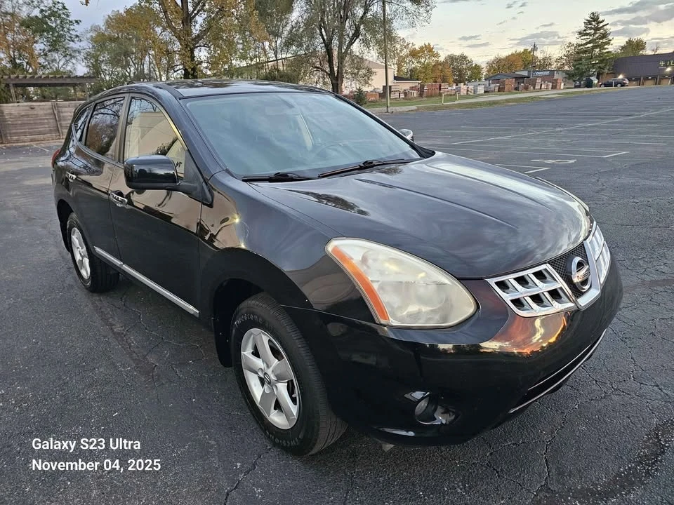 2013 Nissan Rogue - Image 8 of 12