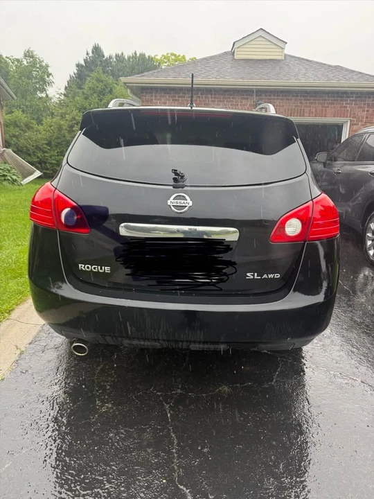 2013 Nissan Rogue - Image 3 of 4