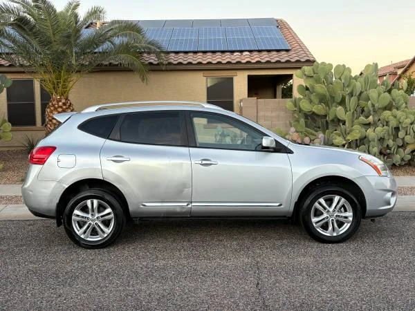 2013 Nissan Rogue - Image 5 of 11