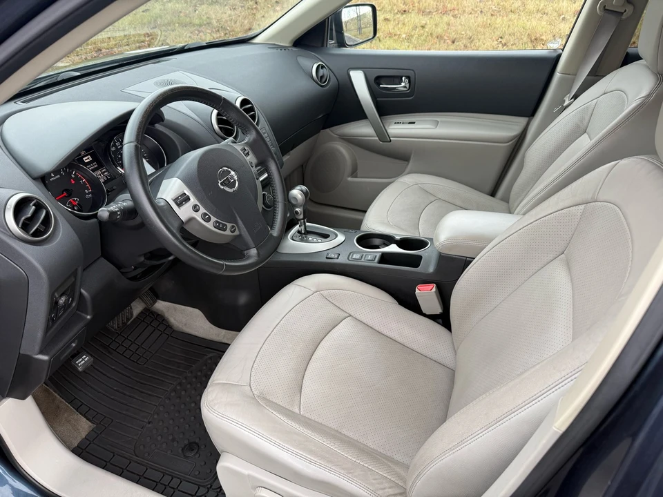 2013 Nissan Rogue - Image 3 of 3