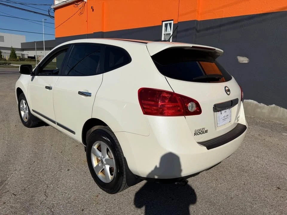 2013 Nissan Rogue - Image 2 of 12