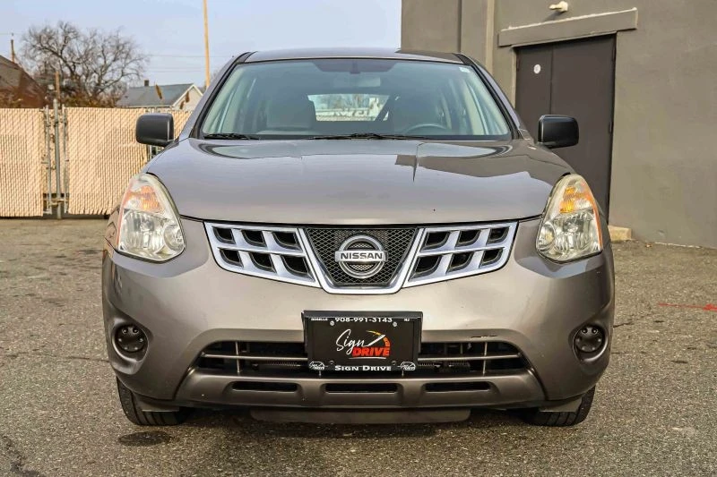 2013 Nissan Rogue - Image 2 of 12