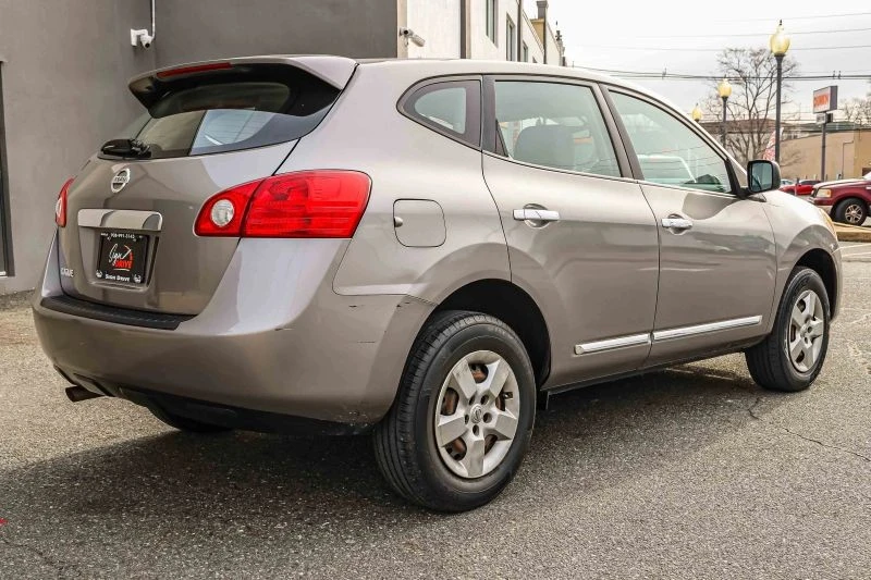 2013 Nissan Rogue - Image 6 of 12