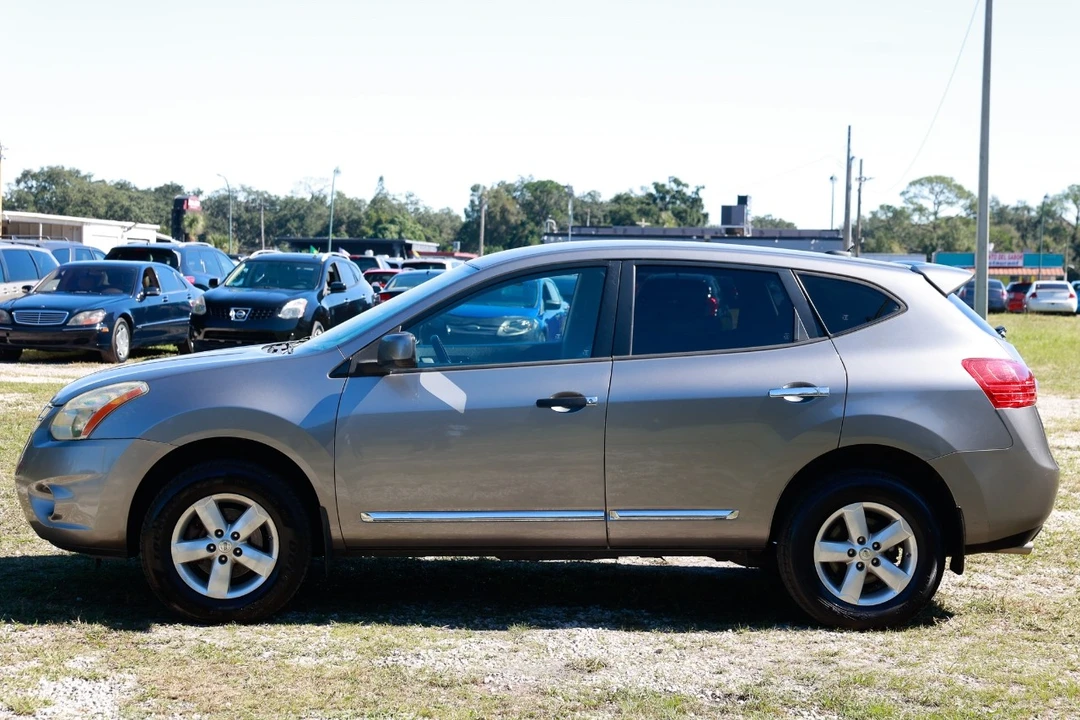 2013 Nissan Rogue - Image 3 of 12