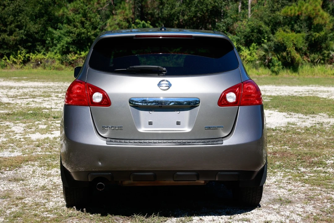 2013 Nissan Rogue - Image 9 of 12