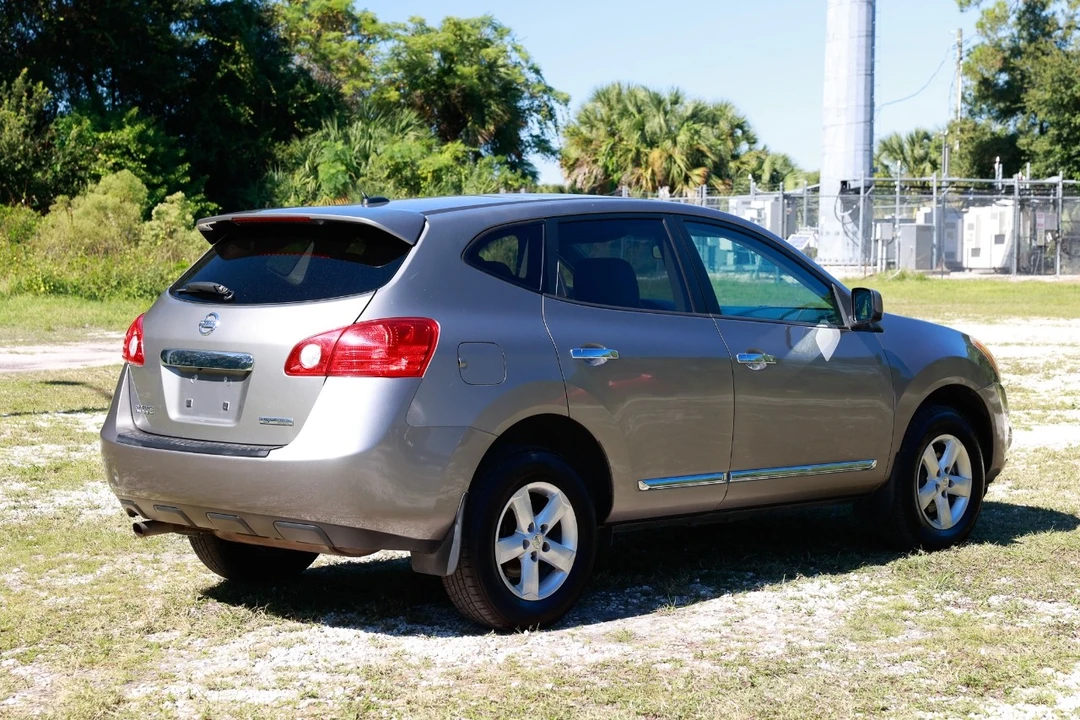2013 Nissan Rogue - Image 11 of 12