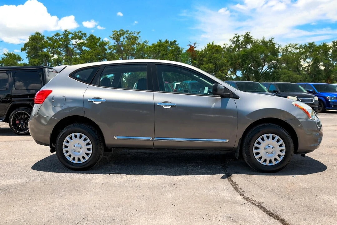 2013 Nissan Rogue - Image 13 of 21