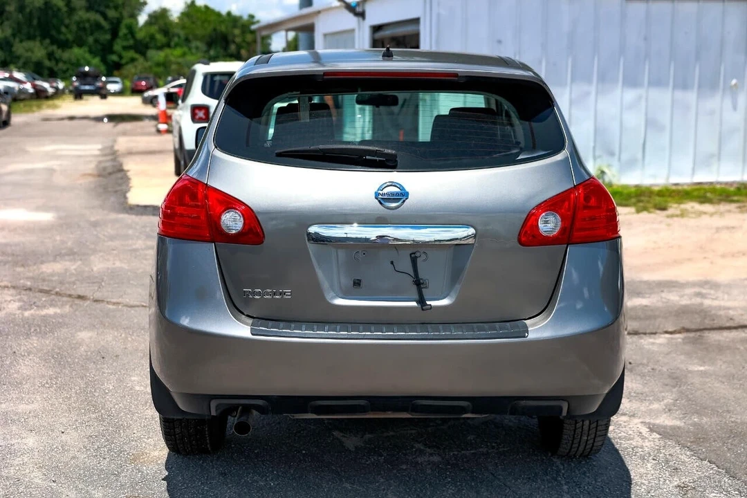 2013 Nissan Rogue - Image 9 of 12