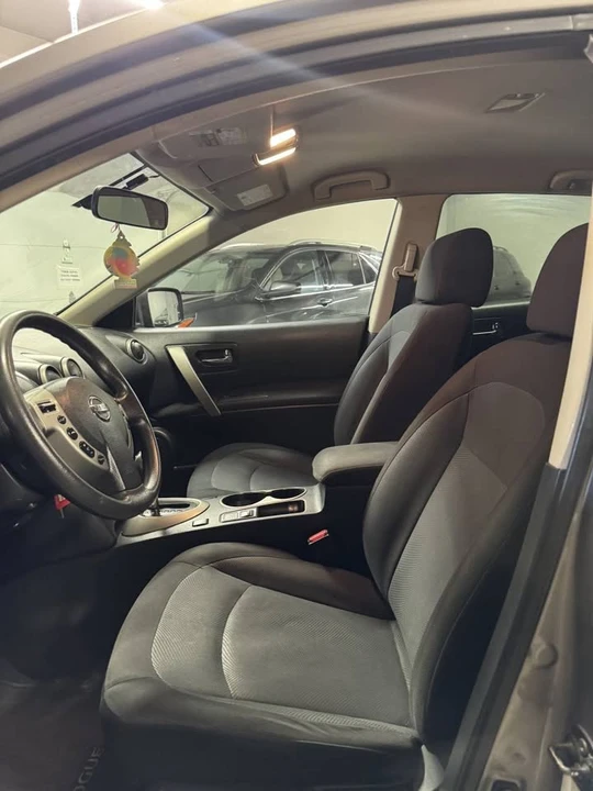 2013 Nissan Rogue - Image 9 of 13