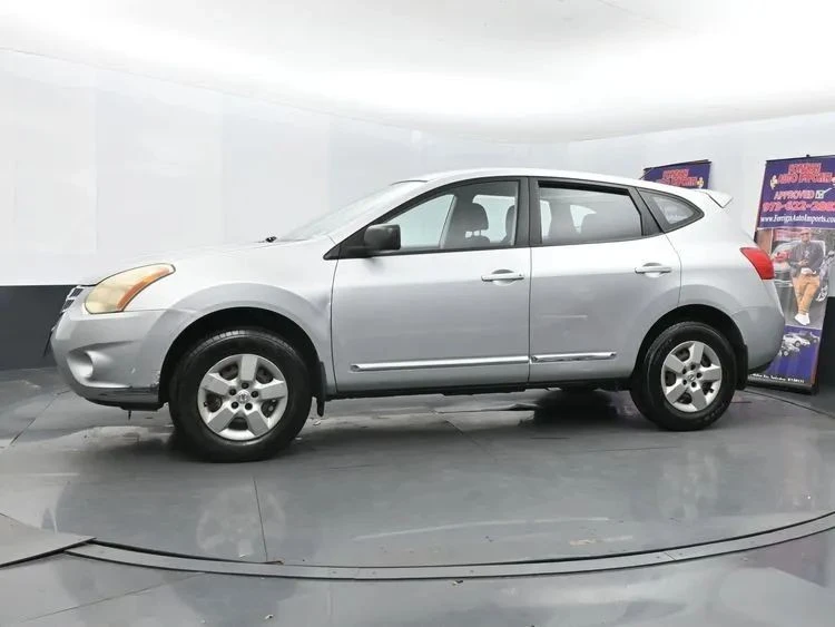 2013 Nissan Rogue - Image 5 of 12