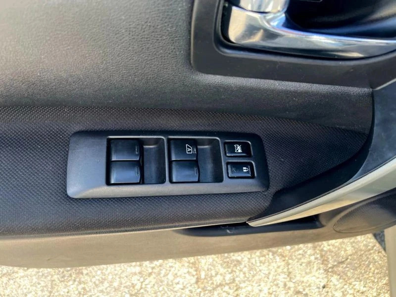 2013 Nissan Rogue - Image 12 of 12
