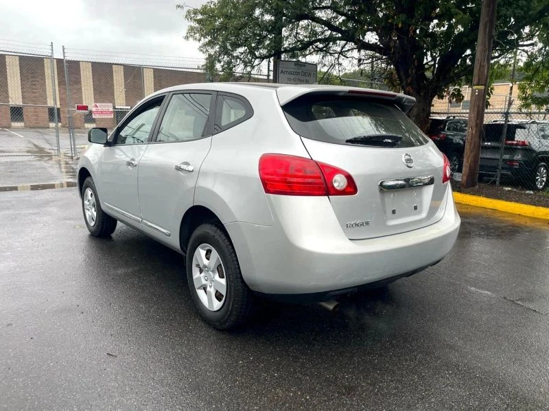 2013 Nissan Rogue - Image 6 of 12