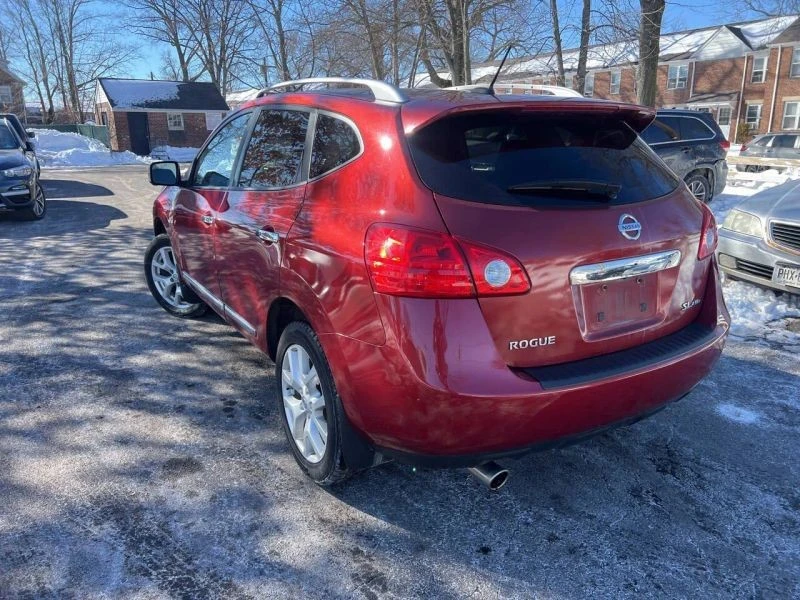2013 Nissan Rogue - Image 8 of 12