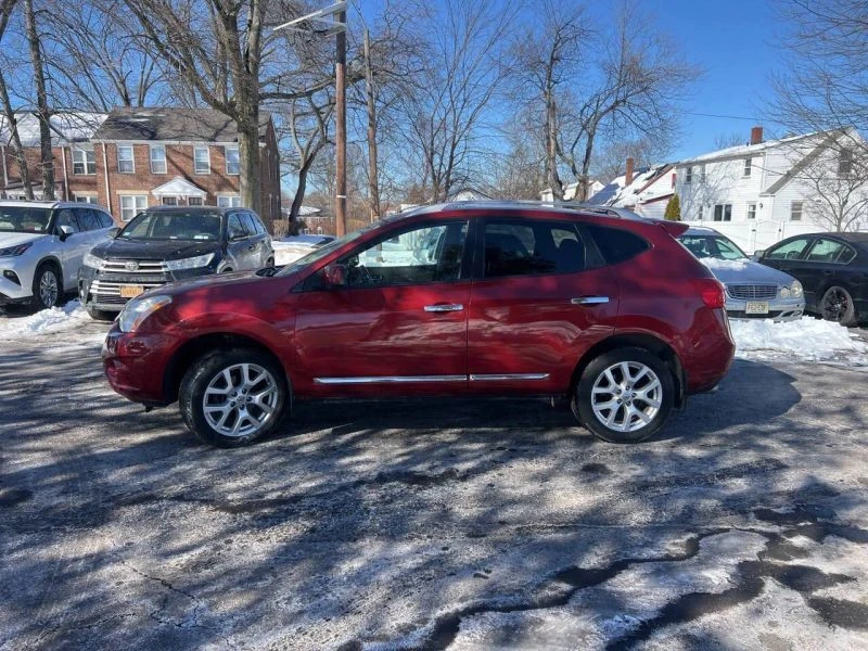2013 Nissan Rogue - Image 4 of 12