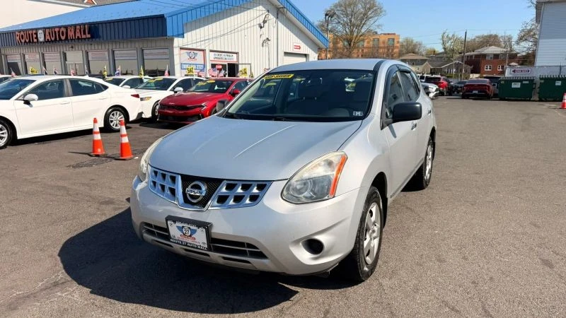 2013 Nissan Rogue - Image 4 of 12