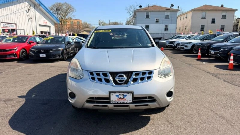 2013 Nissan Rogue - Image 3 of 12