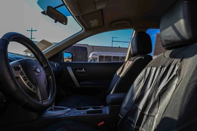2013 Nissan Rogue - Image 9 of 12