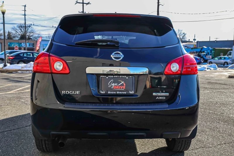 2013 Nissan Rogue - Image 5 of 12