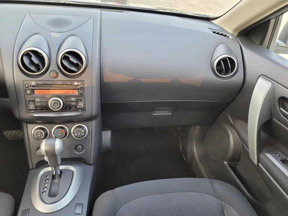 2013 Nissan Rogue - Image 20 of 21