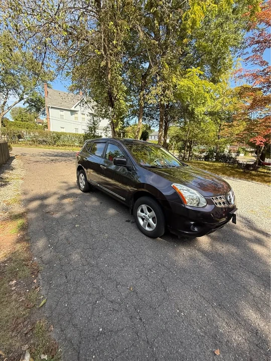 2013 Nissan Rogue - Image 2 of 13