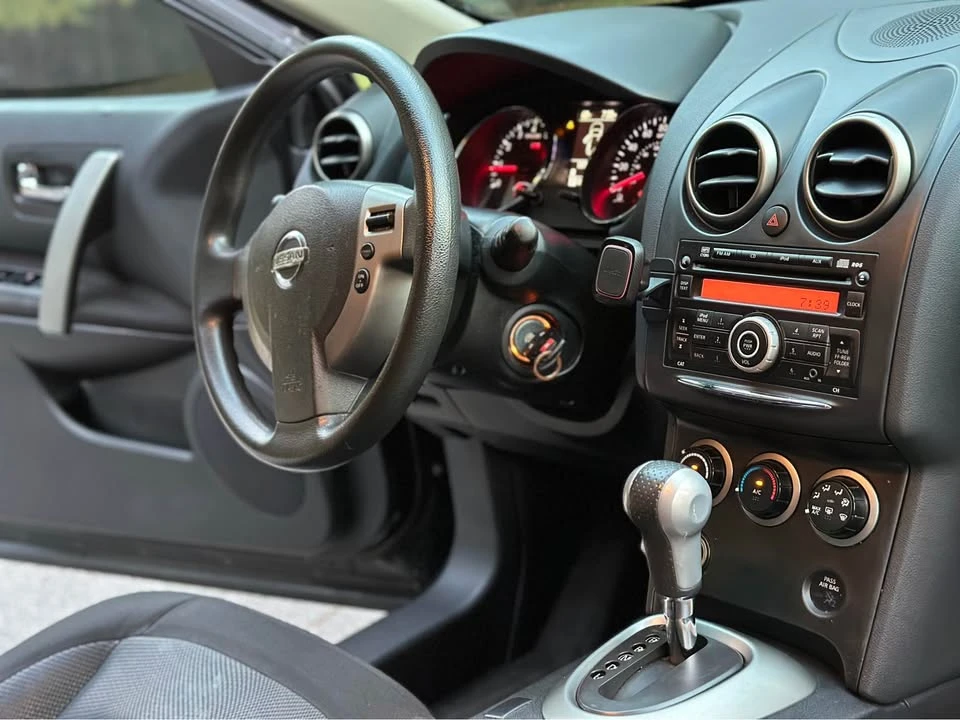 2013 Nissan Rogue - Image 16 of 20