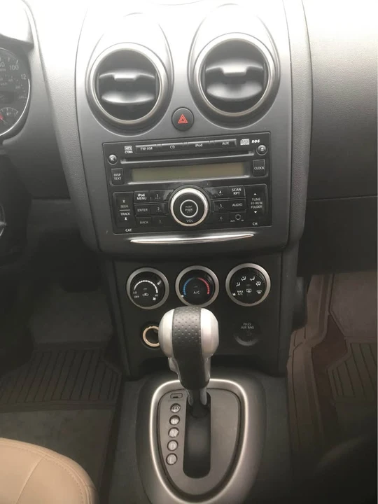 2013 Nissan Rogue - Image 11 of 12