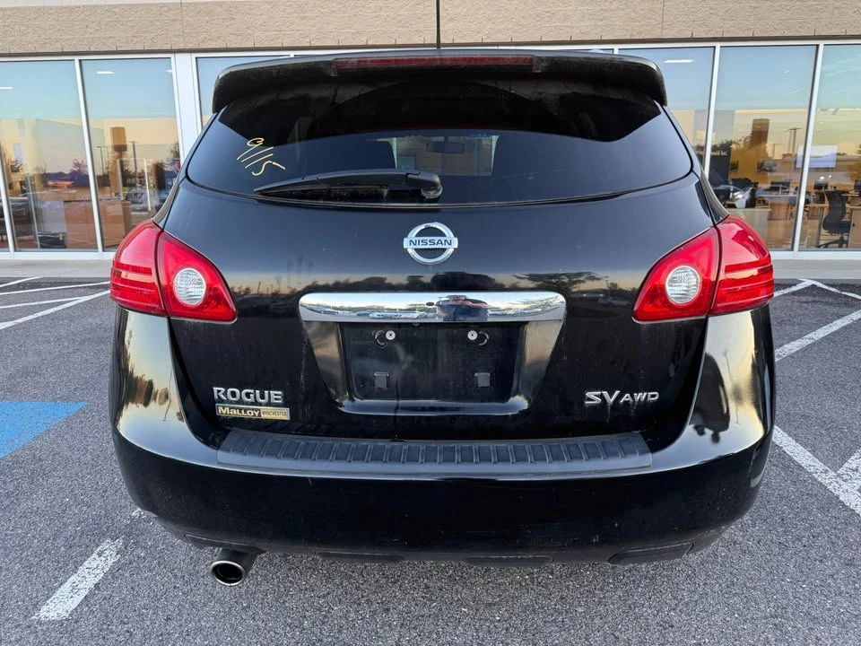 2013 Nissan Rogue - Image 4 of 9