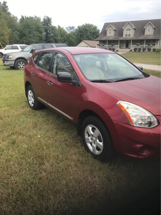 2013 Nissan Rogue - Image 2 of 12