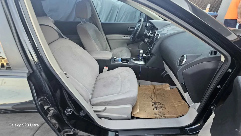 2013 Nissan Rogue - Image 5 of 9